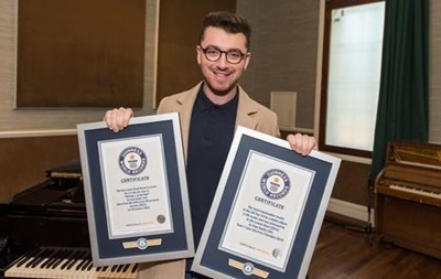 Сэм Смит получил два сертификата Книги рекордов Гиннеса
