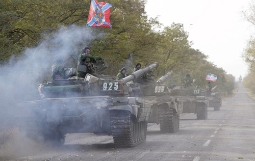 Украина и ДНР сообщили о завершении отвода военных танков на всех направлениях