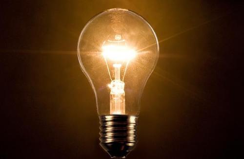 В Украине планируют запретить использование обычных лампочек