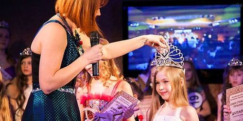 8-летняя украинка Дарья Журбенко признана одной из самых красивых девочек в мире