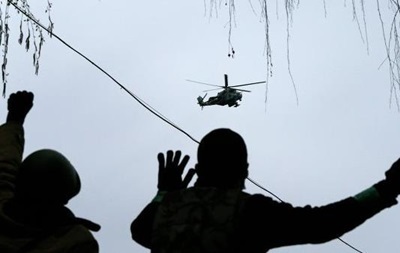 В Ливии сбили вертолет: 12 человек погибли