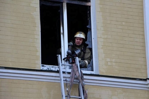  В Киевском Охматдете пожар: эвакуировали почти 300 человек