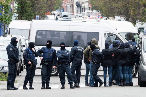 Метро Брюсселя закрыто из-за террористической угрозы