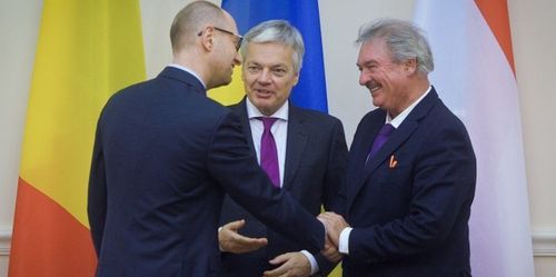 Премьер-министр Украины Арсений Яценюк провел встречу с главами МИД стран Бенилюкс