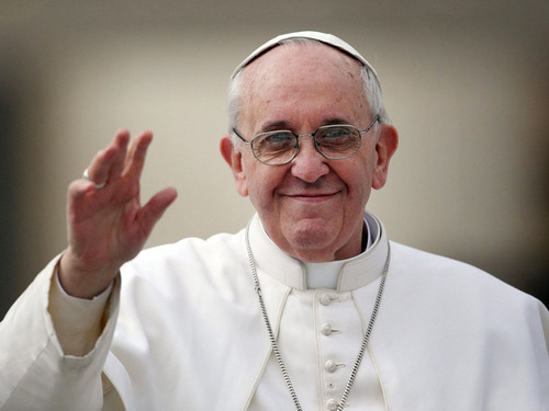 Миру необходима новая революция, - Папа Римский