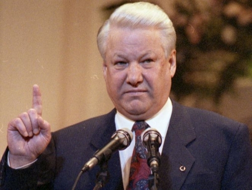 «…Ельцин твёрдо решил: такой сможет править лишь один срок, да и то с большим трудом» -— Бейдулла Манафов
