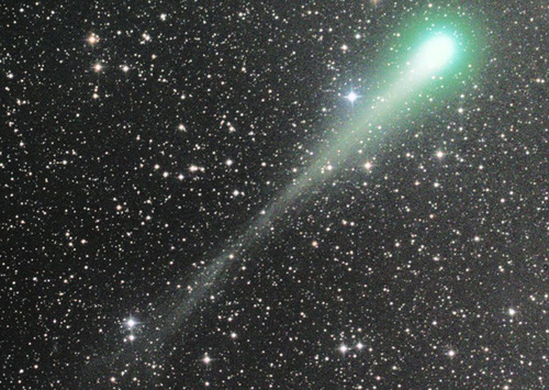 Необычная комета Каталина приближается к Земле