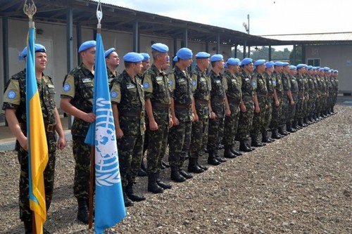 Помогаем миру, но не себе: украинские миротворцы отправились в Косово