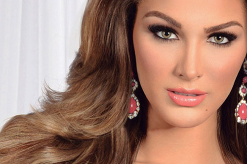 Несостоявшаяся "Мисс Вселенная 2015" Ариадна Гутьеррес подаст в суд 