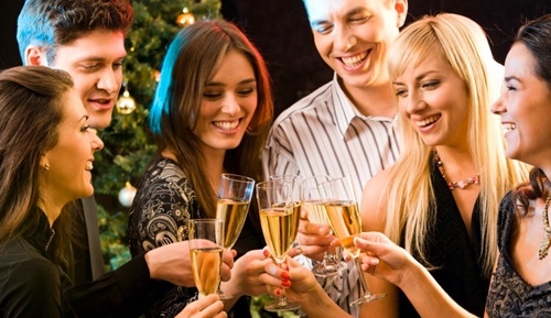 5 интересных идей как развлечь гостей на Новый год