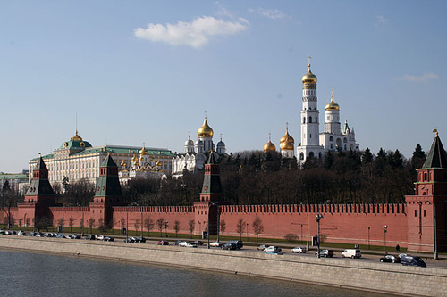 Кремль будет давить на Украину информационной кампанией о "братских народах" – ИС