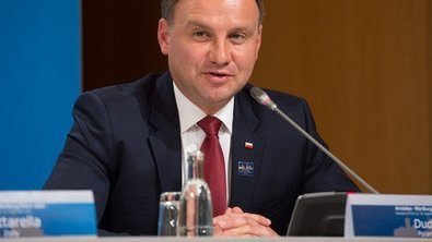 Польша подписала спорный закон о СМИ