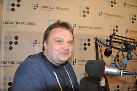 Изменения в Конституцию будут рассматривать в открытом режиме – Денисенко