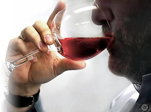 Красное вино и фрукты заменяют виагру