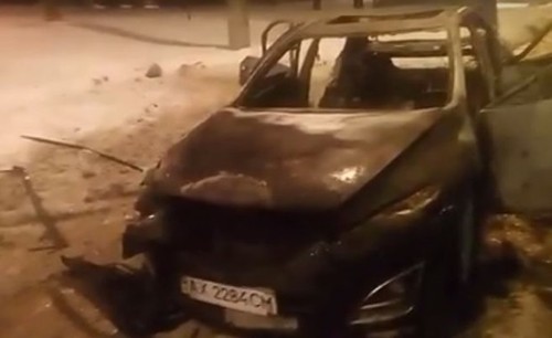 В Харькове адвокату сожгли авто (Видео)