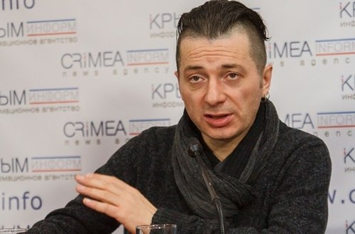 Экс-солист группы "Агата Кристи" считает Вакарчука опасным, как каратели, которые пришли на Донбасс