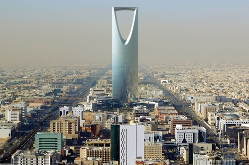 Саудовская Аравия отказалась от обязательств сократить добычу нефти