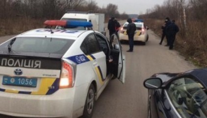 Львовские патрульные будут останавливать автомобили с применением оружия
