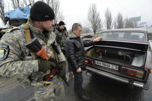 Более 350 человек из России не пустили в Украину  