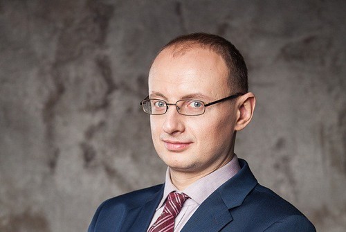 Россиянин требует от «Яндекса» 1 миллион рублей за новости, от которых он облысел