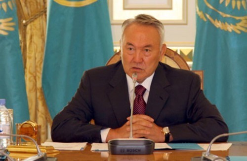  Назарбаев считает возможным перераспределение власти в Казахстане