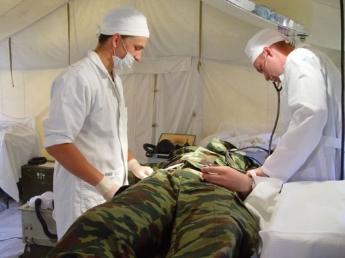 Американские врачи не смогли спасти тяжело раненого бойца ВСУ