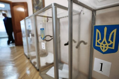 В Кривом Роге и Новоукраинке проходят местные выборы