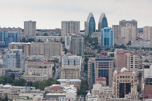 Загадочный грохот в Баку: Затряслись здания