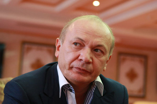 Аваков заявил, что не будет выполнять решение суда и оставит Юру Енакиевского в розыске