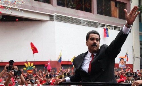 В Венесуэле объявили пятницу третьим выходным днем