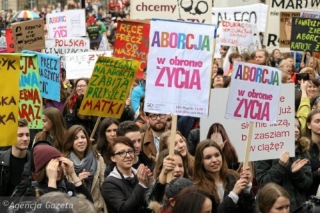 В Польше протестуют против полного запрета абортов