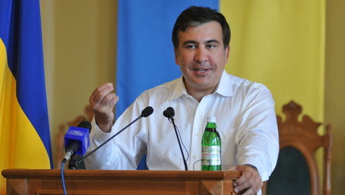 Саакашвили победно отреагировал на отставку Яценюка