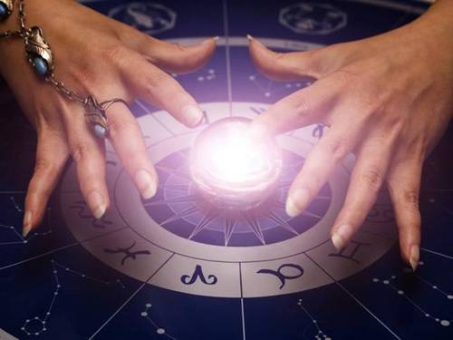 В чем лидирует каждый знак зодиака? 