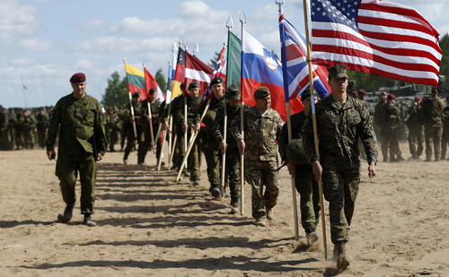 НАТО укрепит границы соседних с Россией государств