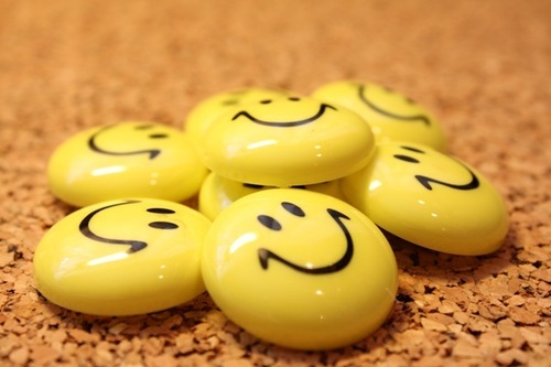 Ученые определяют уровень счастья человека с помощью соцсетей