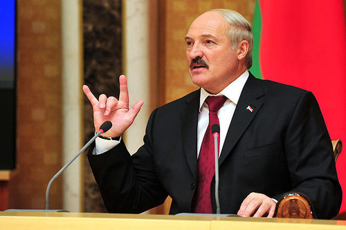 "Лукашенко уже ничего не поможет", - экономисты