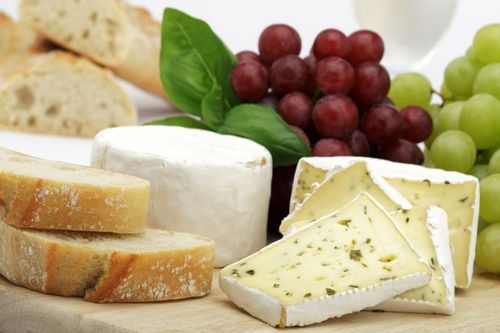 Какой сыр опасен для здоровья