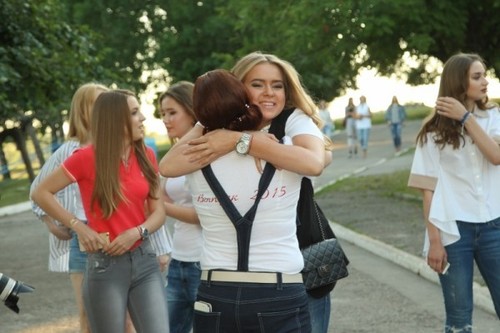 Харьковская школа отказалась от выпускных балов в пользу благотворительности