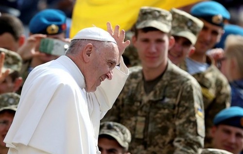 Папа Франциск благословил украинских военных
