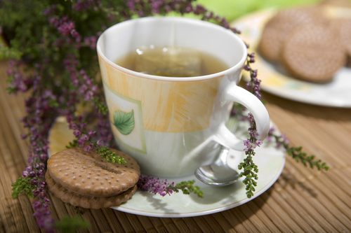 Вкусный чай с этим растением заменит лекарство для сердца