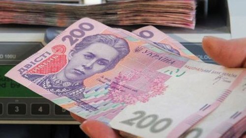 Минсоцполитики планирует увеличить минимальную зарплату с 1 июля
