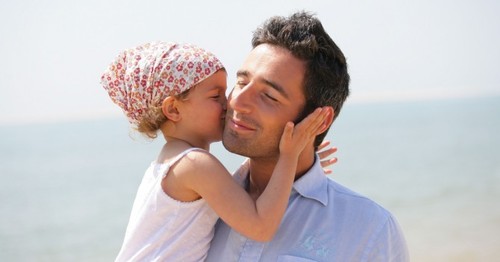 Как отцовство влияет на карьеру мужчины
