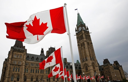 Правительство Канады в течение 45 дней рассмотрит электронную петицию об отмене виз для граждан Украины