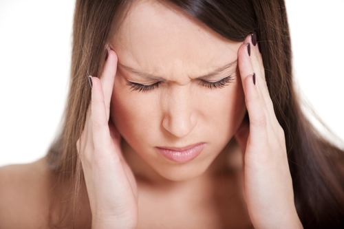 Почему людей средних лет  мучают мигрени?