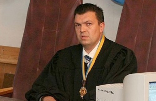 Харьковского одиозного судью-взяточника отстранили от должности