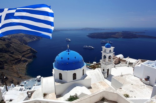 Греция вводит туристический налог − до €4 за ночь