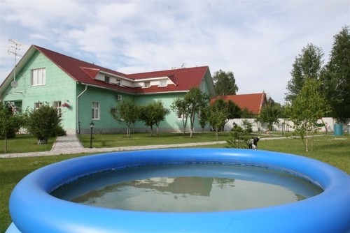 ЧП в Запорожской области: Малыш утонул в надувном бассейне