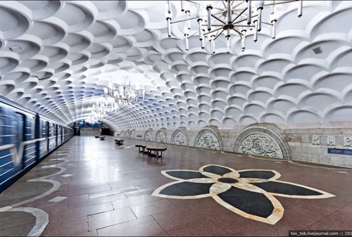 Харьковчане хотят раскрасить станции метро 