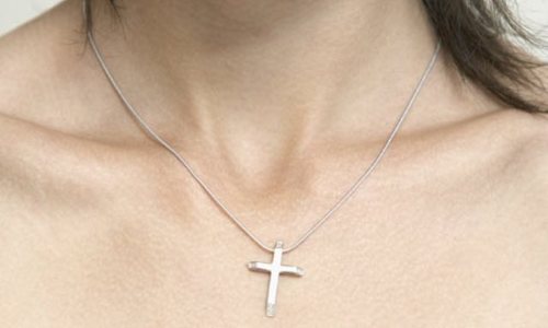 Нательный крест: когда носить и когда снимать 