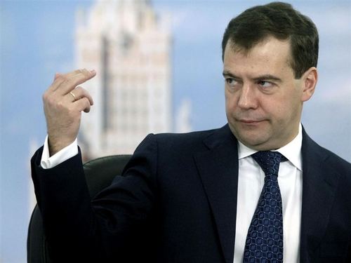 Очередные цитаты "великих": Медведев снова выдал перл о деньгах 